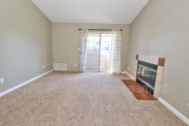 Foto del edificio - 11150 Trinity River Dr