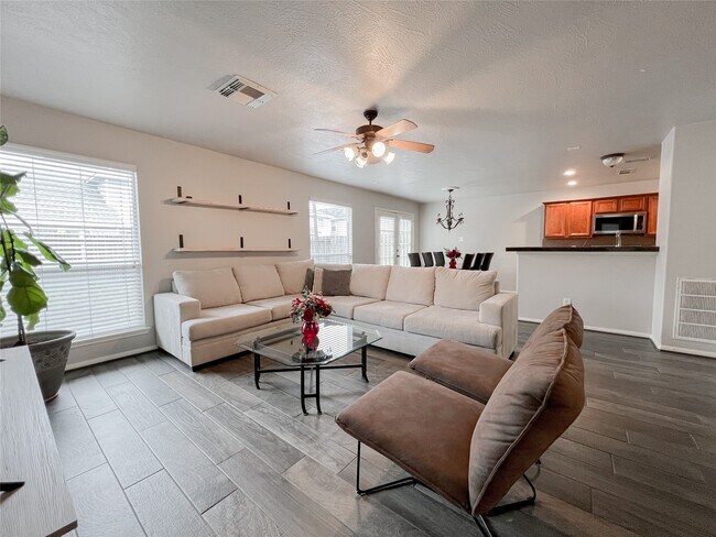 Foto del edificio - 10838 Waterfern Ct