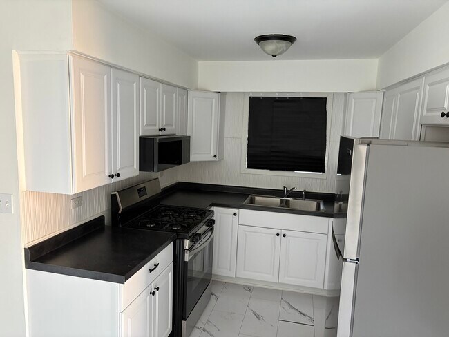 Foto del edificio - 10601 Major Ave