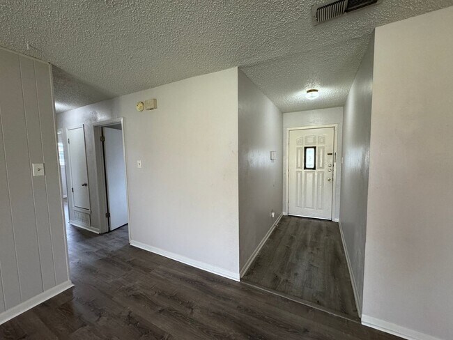 Foto del edificio - 3-Bedroom House for Rent in Killeen