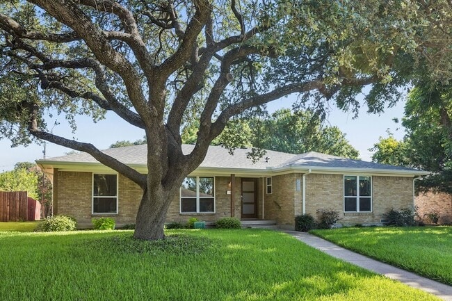 Foto del edificio - 2223 Freeland Way