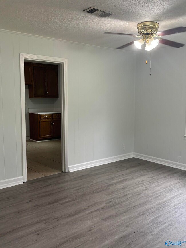 Foto del edificio - 914 Fairway Dr NW