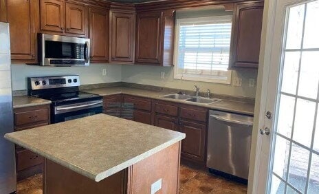 Foto del edificio - "Charming 3-Bedroom Home with 2 Baths and 1600 Sq Ft of Comfort in Jonesboro!"