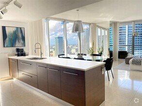 Building Photo - 475 Brickell Ave