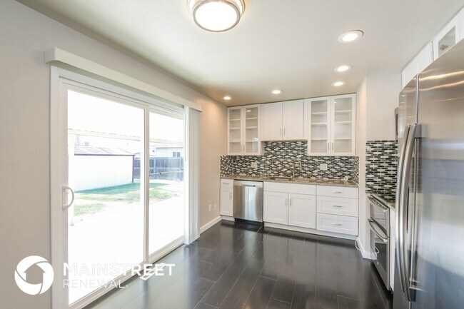 Foto del edificio - 3390 W 96th Ave