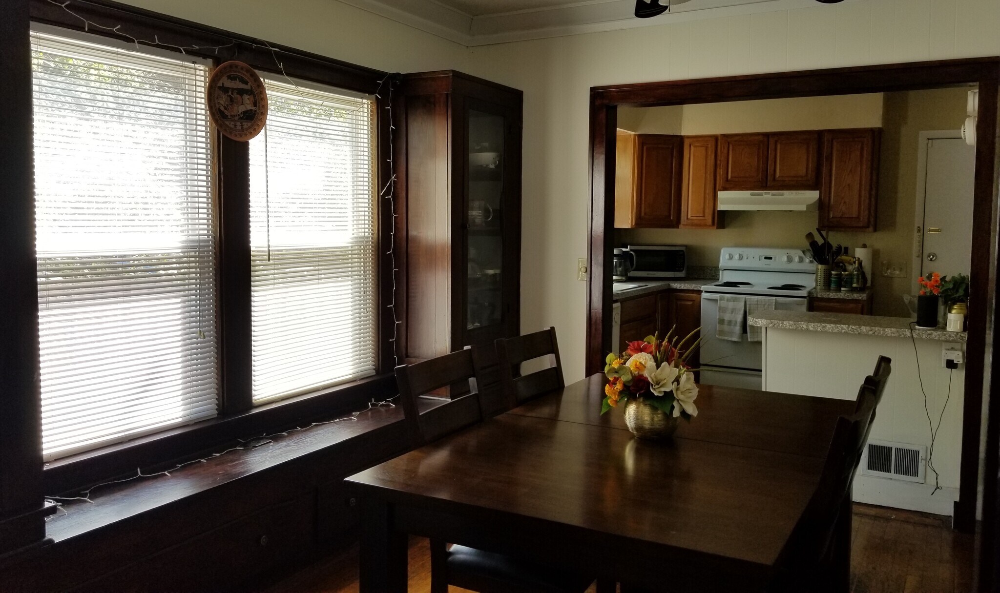 1380 Webb Rd Lakewood, OH 44107 – photo 5