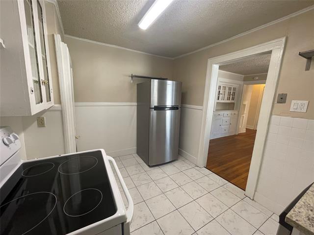 Foto del edificio - 4800 Bryce Ave