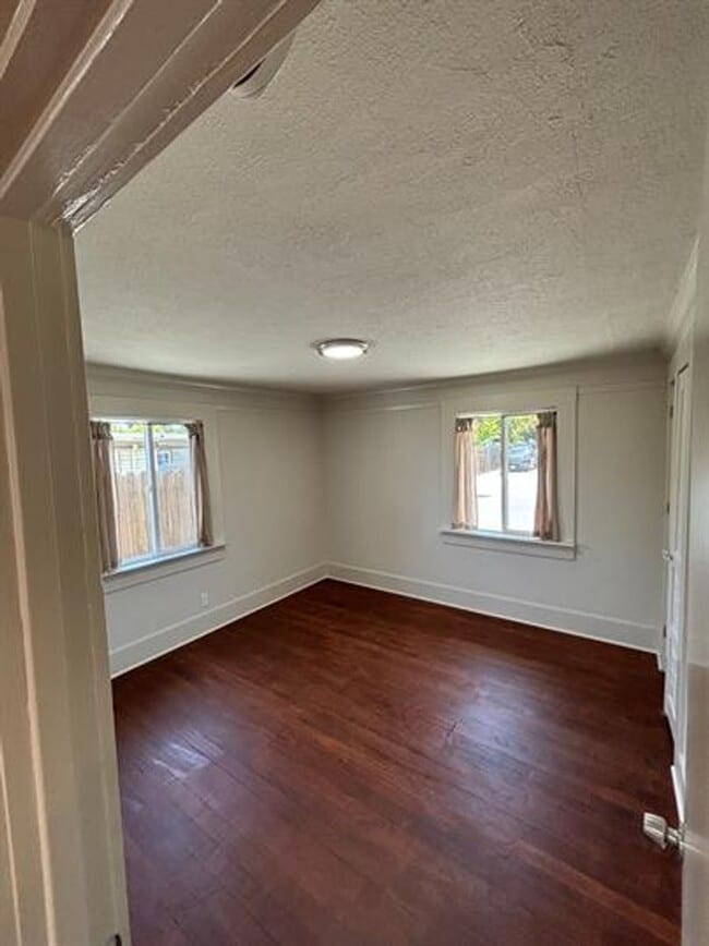 Building Photo - Nice Updated Home for Rent