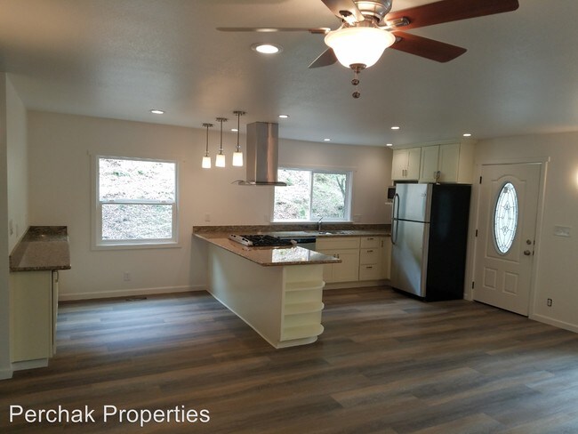 Foto del edificio - 17834 Cull Canyon Rd