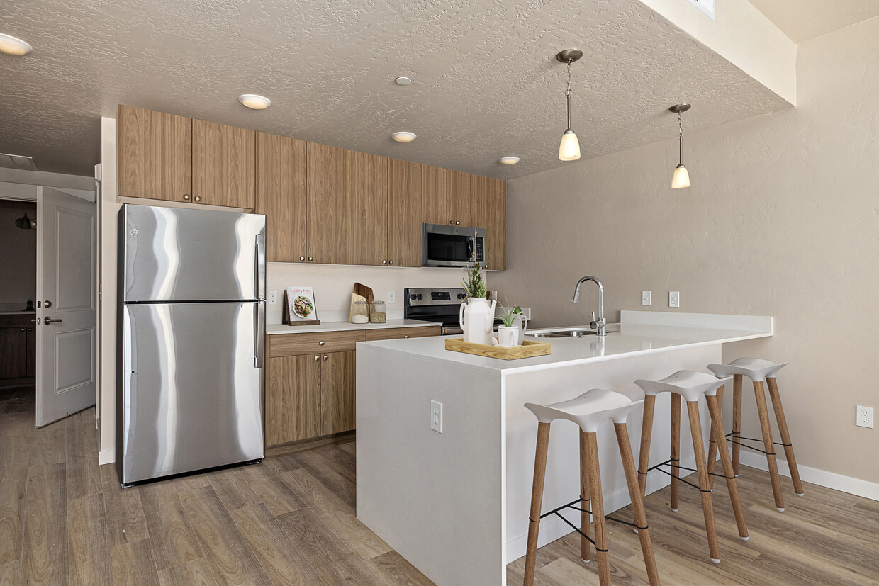 Foto principal - Wesley Apartments & Townhomes