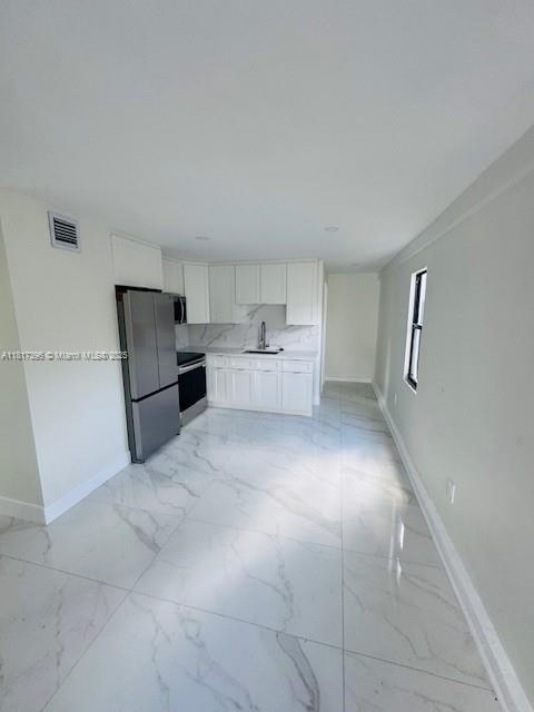 Foto del edificio - 905 SW 13th Ct