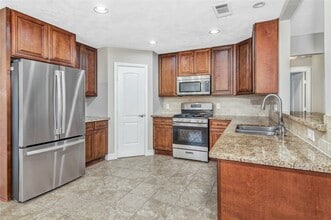 Building Photo - 2611 Desert Sage Dr