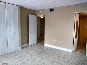 Building Photo - 1830 Maravilla Ave