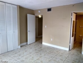 Building Photo - 1830 Maravilla Ave