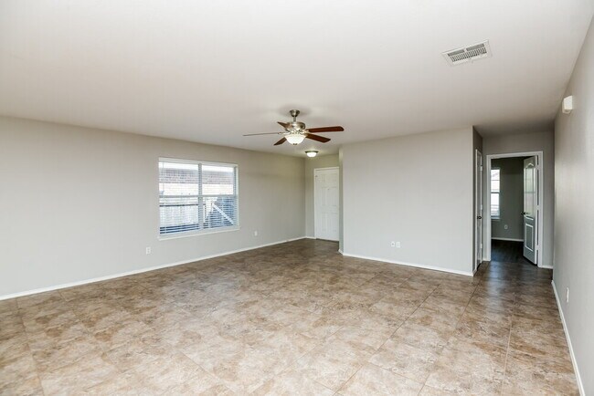 Foto del edificio - 8320 Autumn Creek Trail