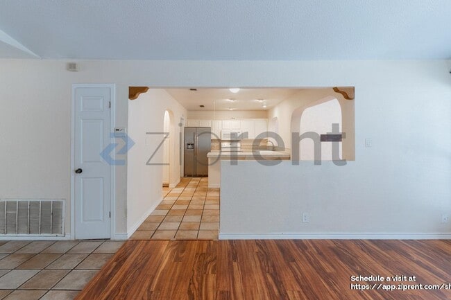 Building Photo - 4903 Sage Hen Dr