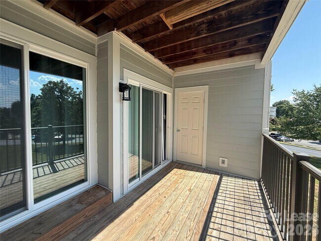Building Photo - 18809 Nautical Dr