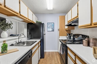 Interior Photo - Grande Oasis at Carrollwood