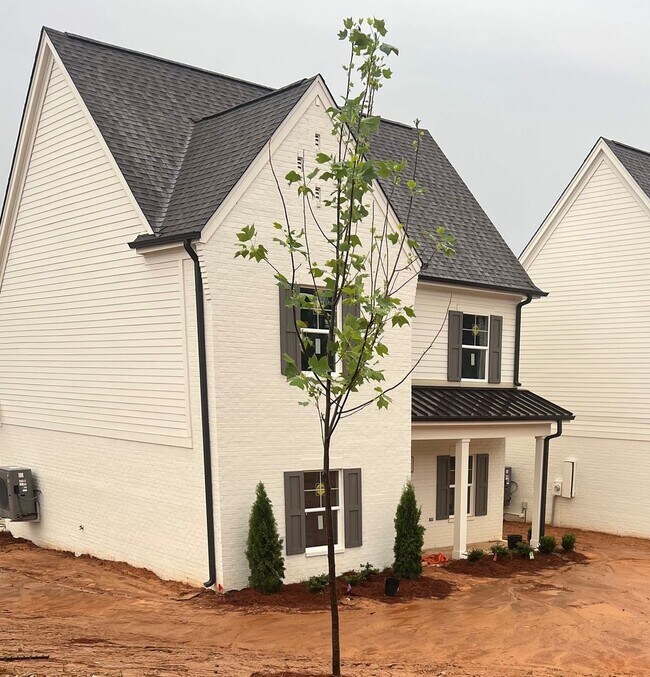 Foto del edificio - 676 Cottage Grove Dr