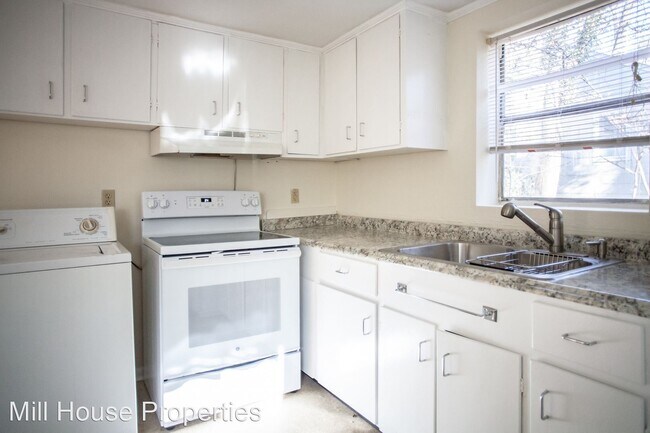 Building Photo - 1 br, 1 bath House - 507 Pine Bluff Trail #3