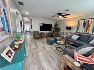 Foto del edificio - 27431 Dortch Ave
