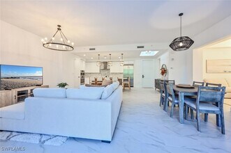 Building Photo - 1115 Central Ave