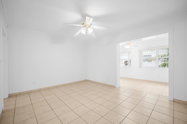 Foto del edificio - 3675 SW 23rd St
