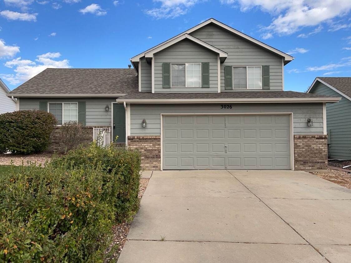Primary Photo - 3 Bedroom 2.5 Bath 2 Car Garage House