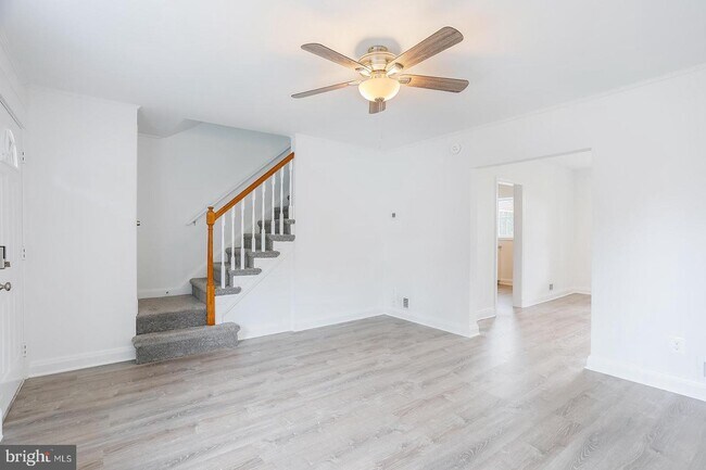 Building Photo - 1755 White Oak Ave