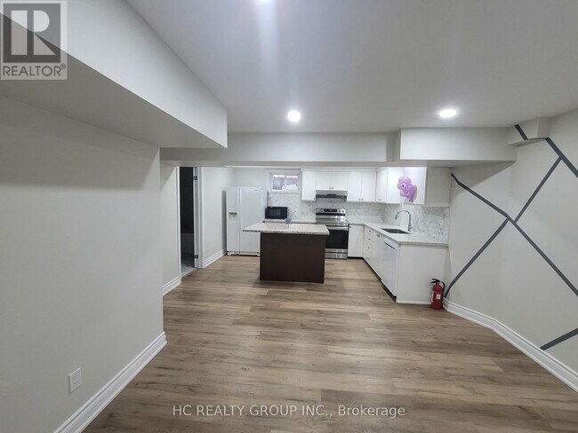 Building Photo - 44 Dorothy Britton Dr