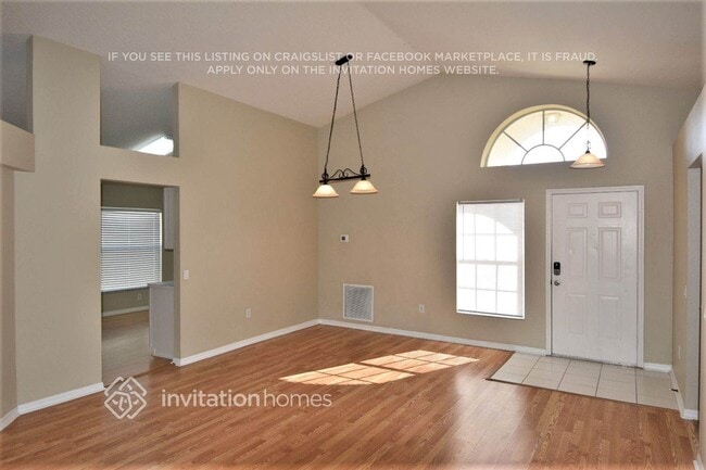 Foto del edificio - 4420 Stones River Ct