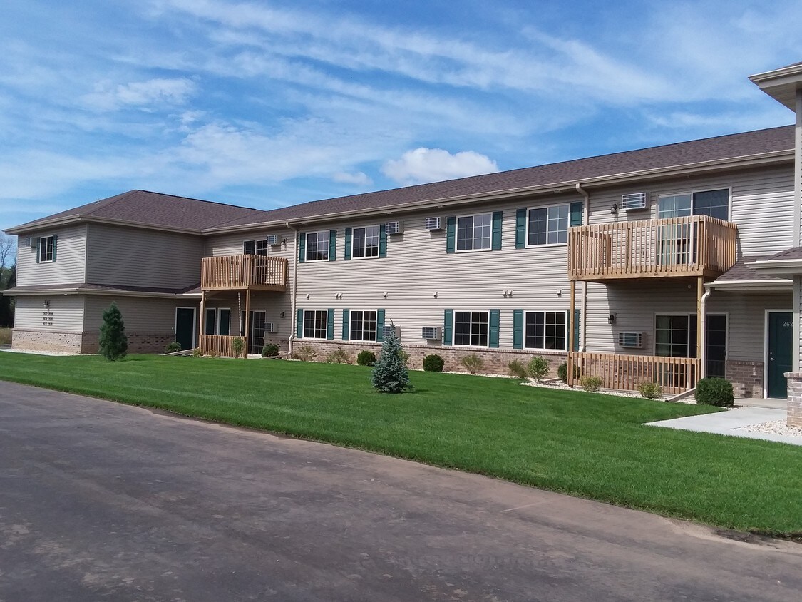 Foto principal - 2641 Kadlec Dr