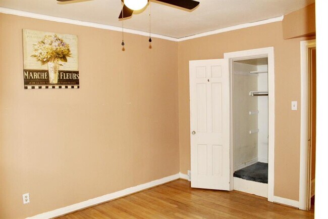Foto del edificio - 2512 Welborn St