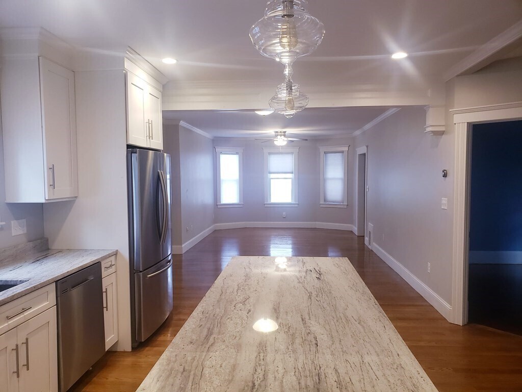 515 Norwest Dr Unit 1, Norwood, MA 02062 Apartments in Norwood, MA