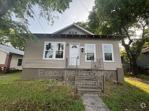 Building Photo - 1120 Elm Ave
