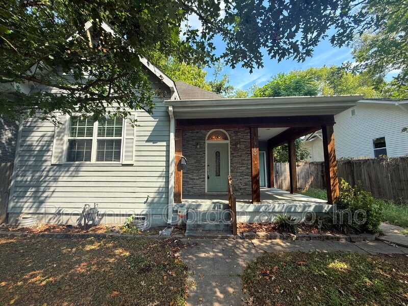 Photo - 1113 Pennock Avenue