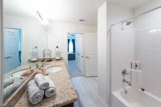 Building Photo - 1207 Grand W Blvd