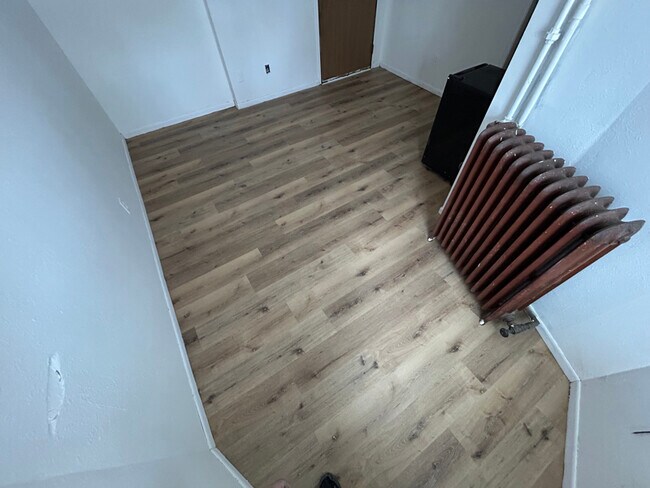 Foto del edificio - 1221 10th Ave N