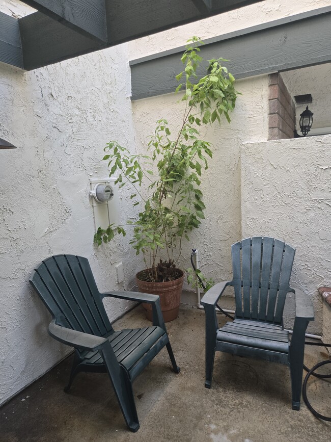 Building Photo - 11459 Shippigan Way