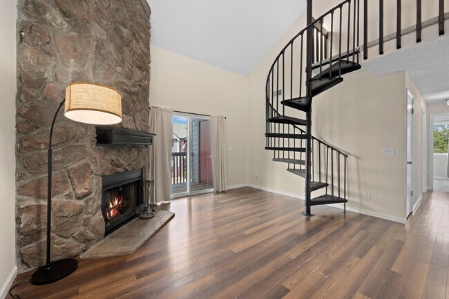 Building Photo - Wonderful West Arvada 2 bedroom condo - AVAILABLE NOW