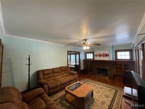 Building Photo - 174 Lincoln Blvd