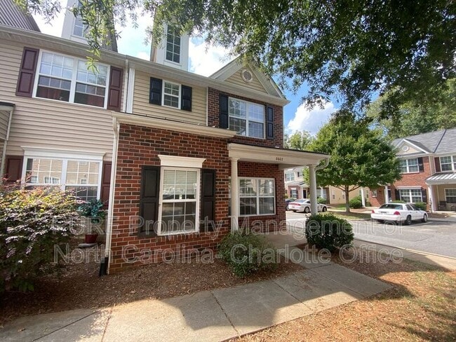 Building Photo - 8602 Twined Creek Ln