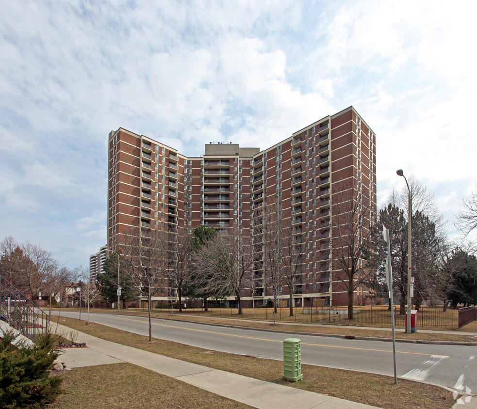 McCowan Place Apartments - 121 Trudelle St Toronto, ON | Apartments.com