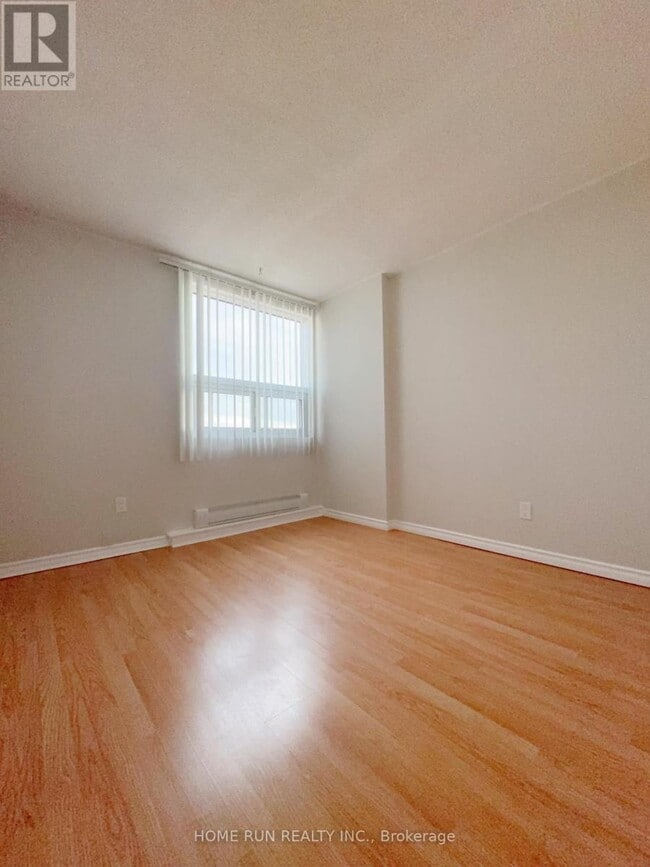 Building Photo - 1380 Prince of Wales Dr