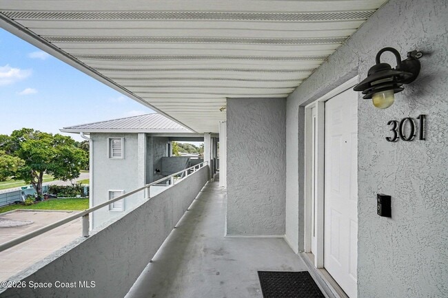 Building Photo - 303 Audubon Dr