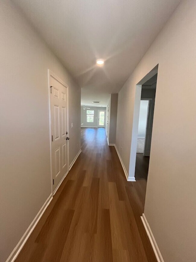 Foto del edificio - Cozy New-Build in Leland!