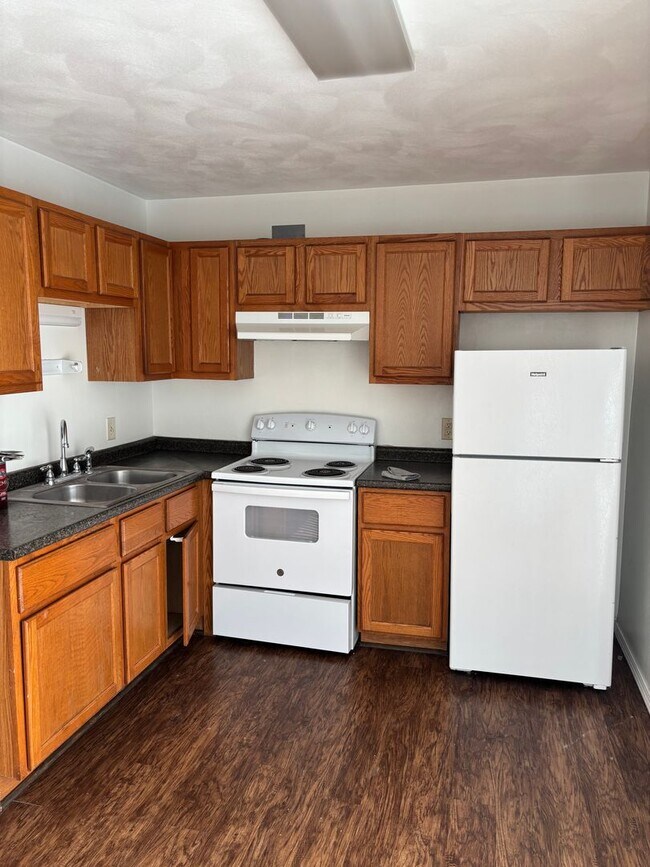 Foto del edificio - Creston Arms Ct.