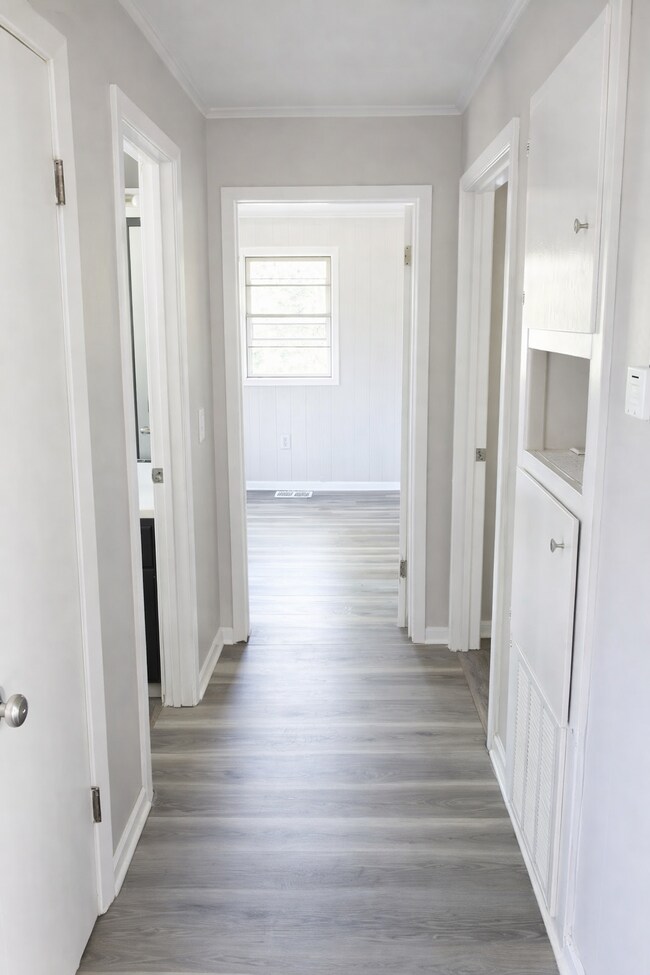 Foto del edificio - 547 Holly Dr