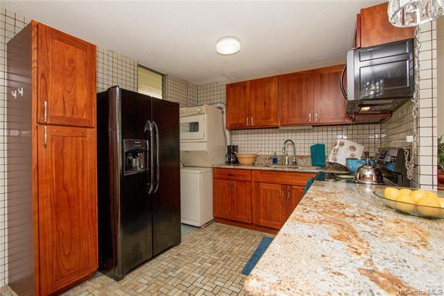 Building Photo - 95-2044-2044 Waikalani Dr