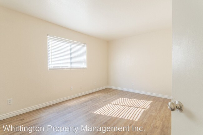Building Photo - 3640 S Barcelona St